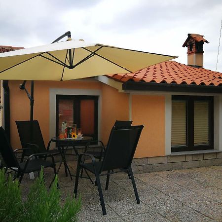 Črni Kal House Ceh 빌라 외부 사진