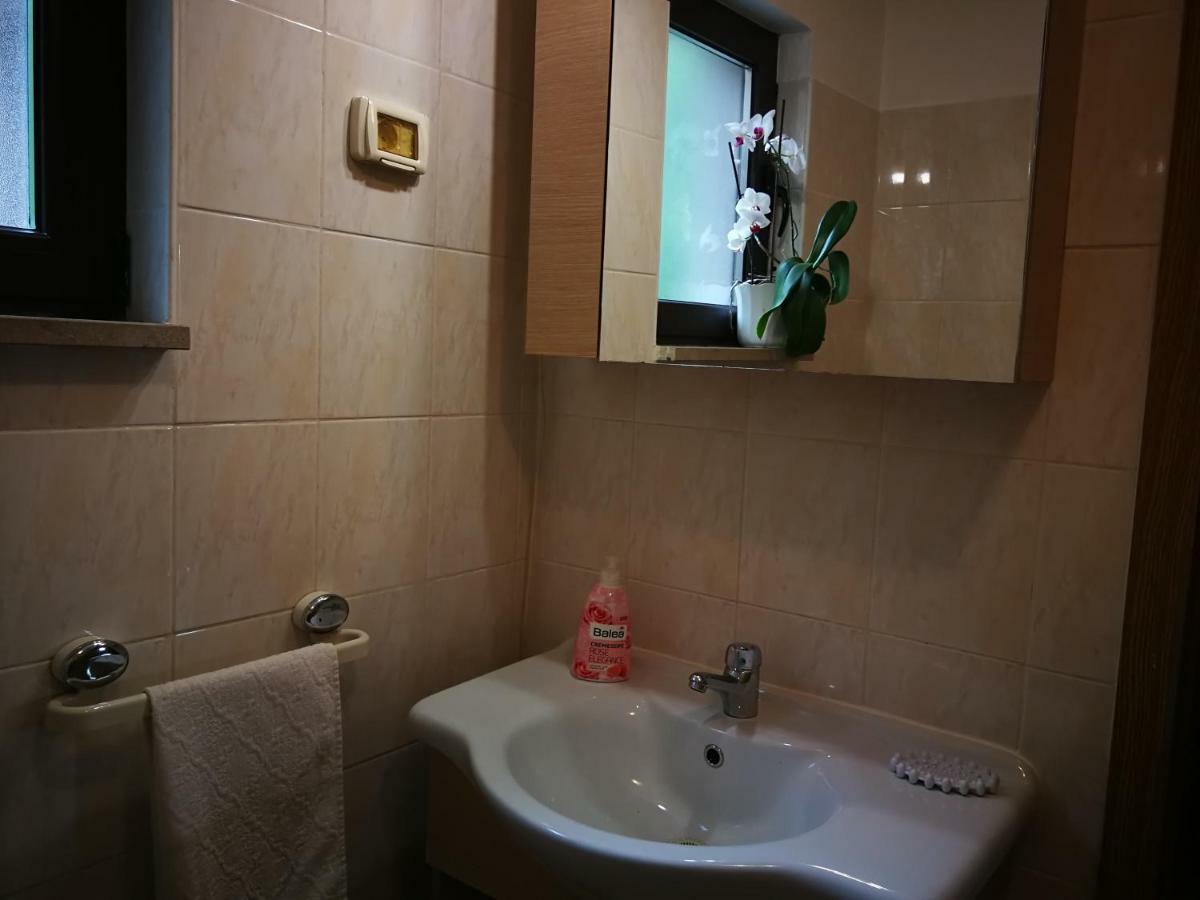 Črni Kal House Ceh 빌라 외부 사진