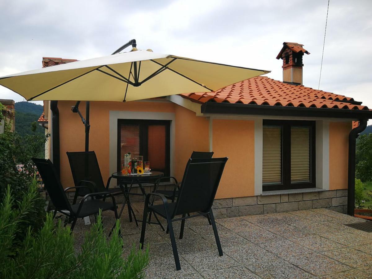 Črni Kal House Ceh 빌라 외부 사진